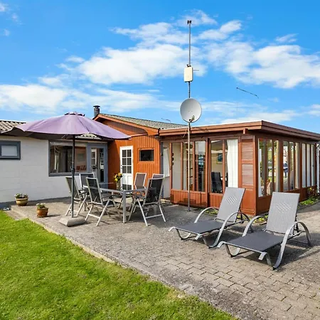 Neea - 40m From The Sea By Interhome *